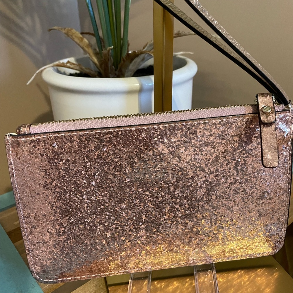 Kate Spade Rose Gold Glitter Wristlet (EUC) - Picture 2 of 4